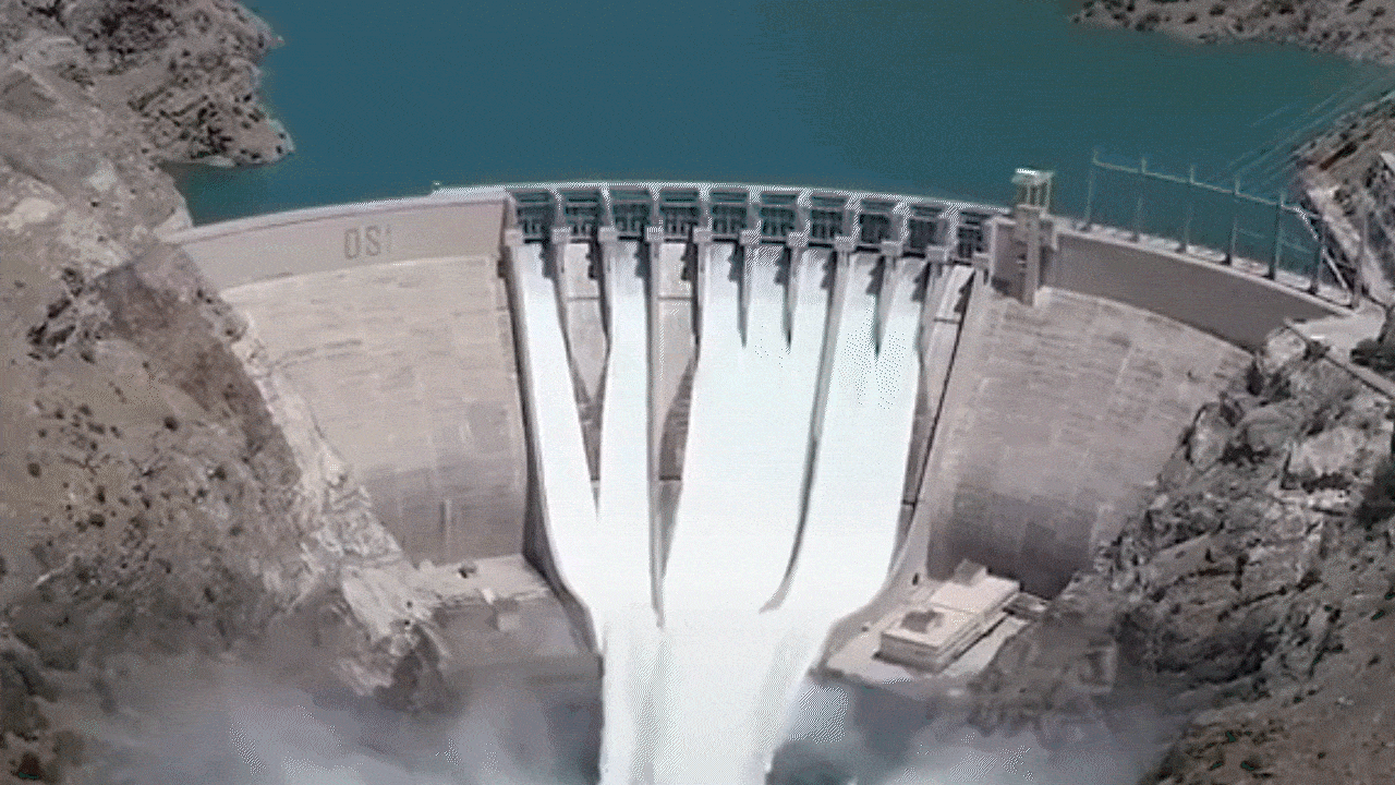 Dam and hydroelectric power plants: